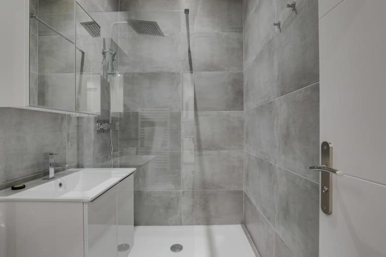 Guestready - 1-Br, 5 Minutes From Train Station Leilighet Lyon Eksteriør bilde