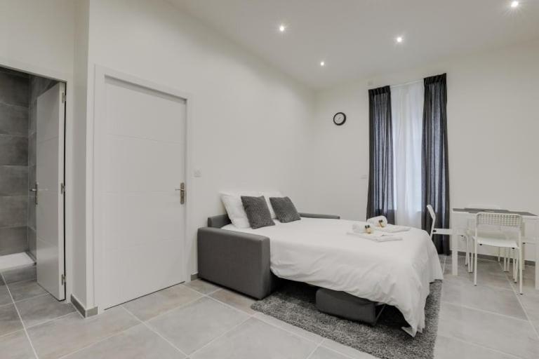 Guestready - 1-Br, 5 Minutes From Train Station Leilighet Lyon Eksteriør bilde